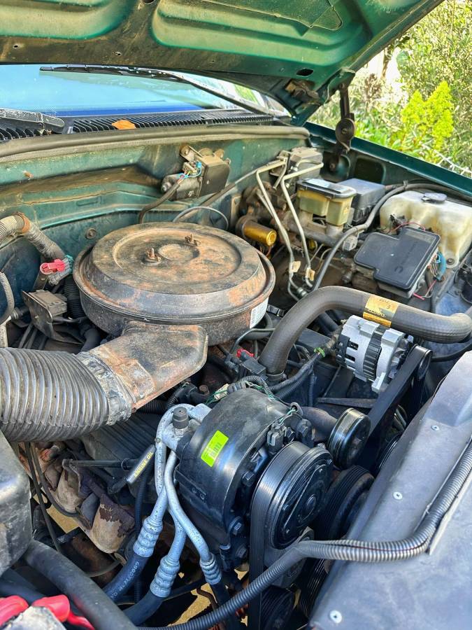 Chevrolet-suburban-2500-1995-2