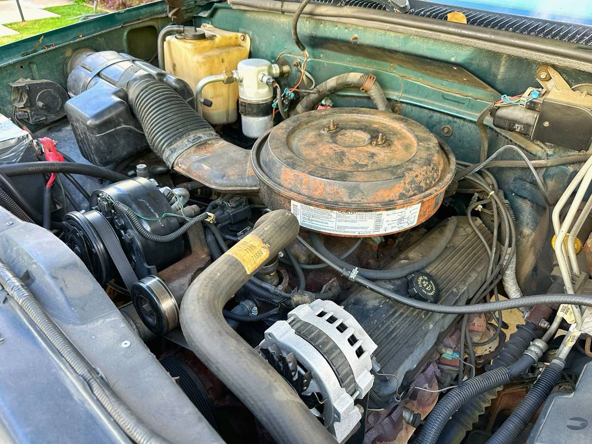 Chevrolet-suburban-2500-1995-3