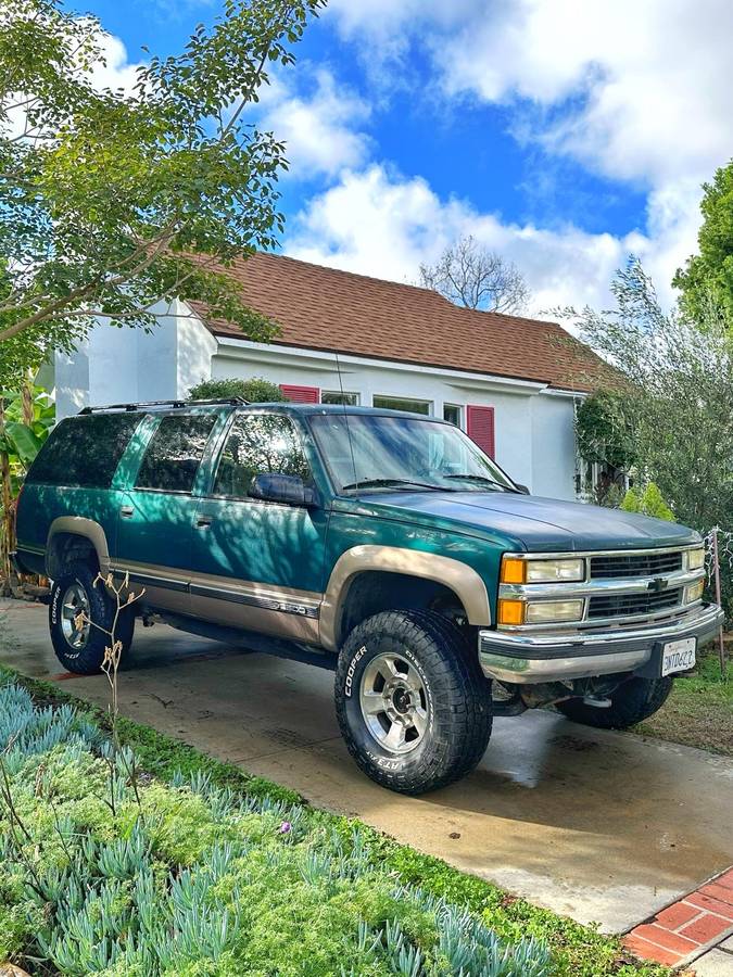 Chevrolet-suburban-2500-1995-6