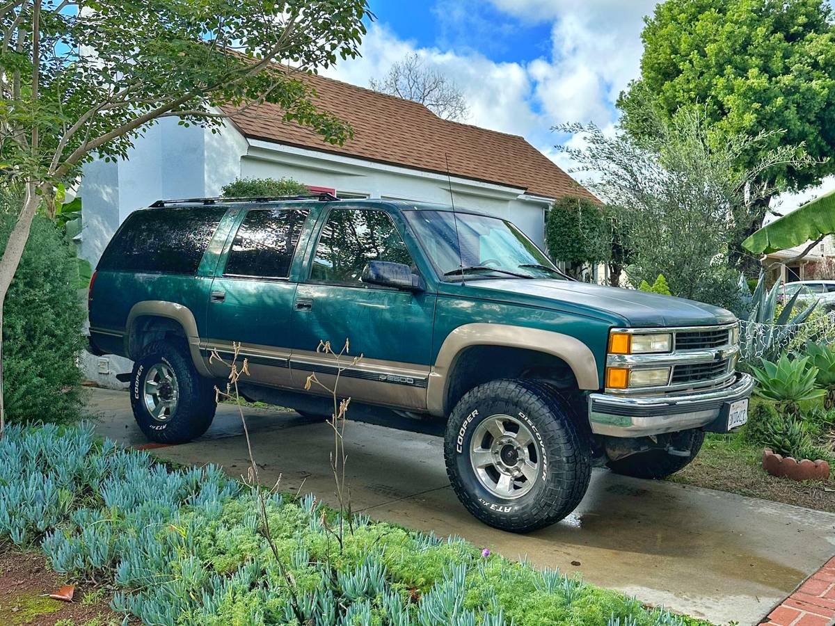 Chevrolet-suburban-2500-1995-7