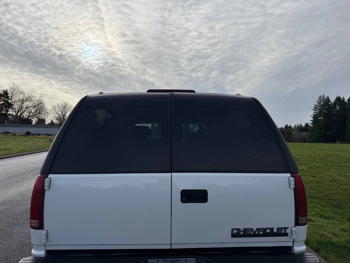 Chevrolet-suburban-2500-1996-1