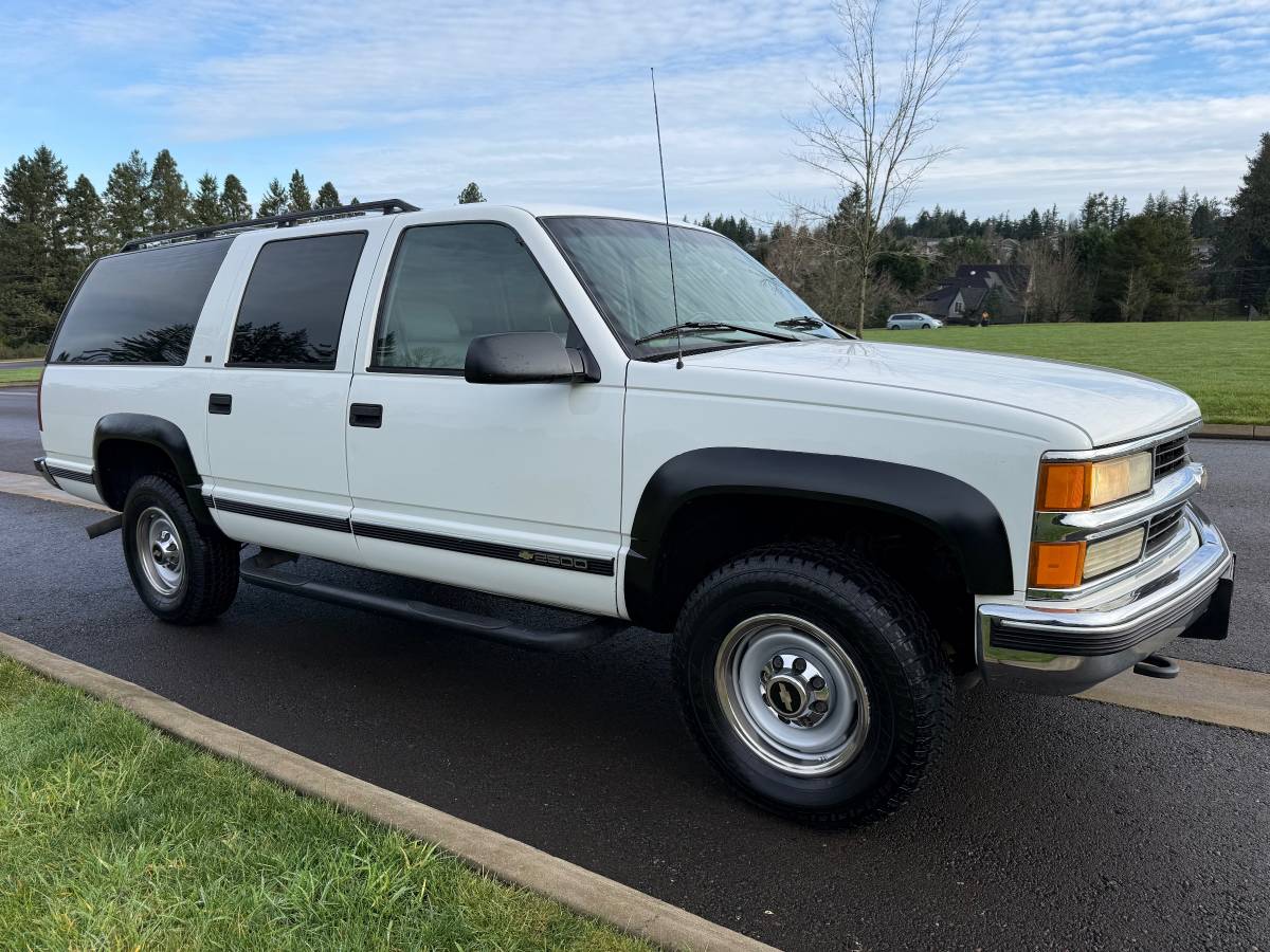 Chevrolet-suburban-2500-1996-7