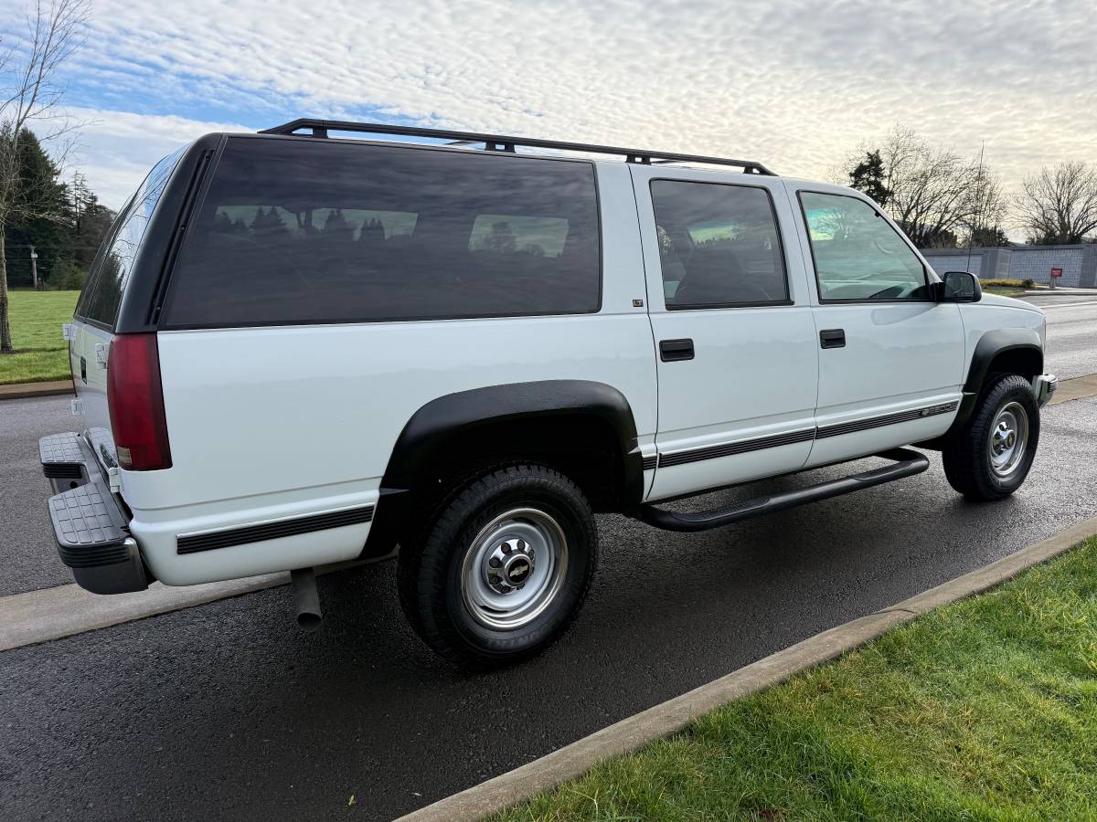 Chevrolet-suburban-2500-1996-9