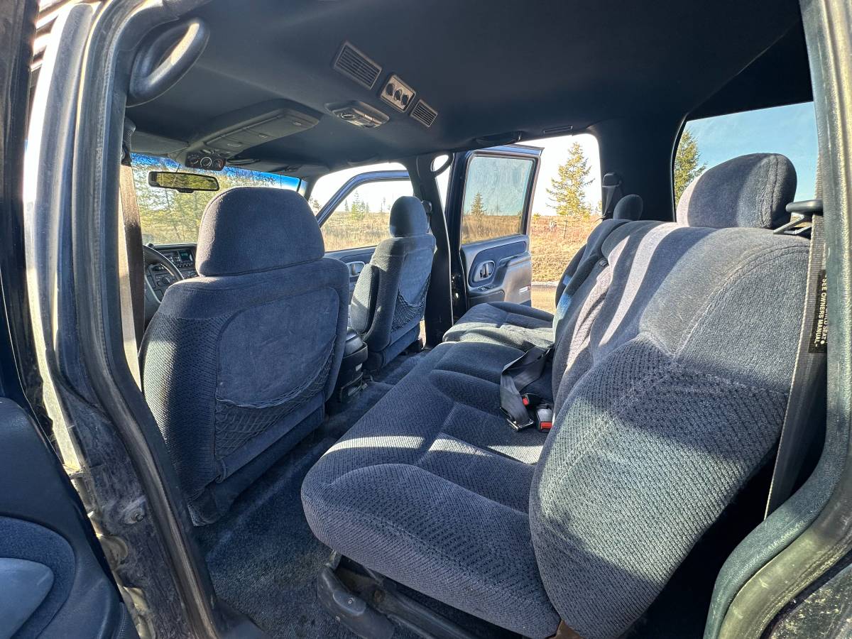 Chevrolet-suburban-2500ls-1996-blue-2