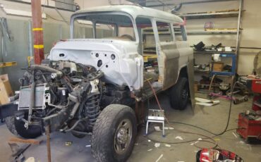 Chevrolet-suburban-diesel-1957