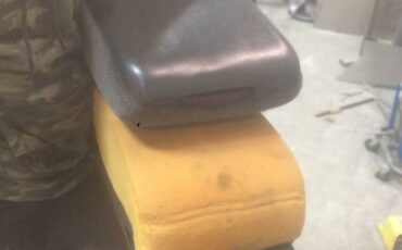 Chevrolet-suburban-diesel-1957-9