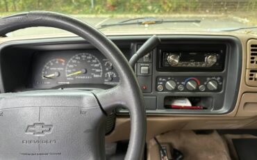 Chevrolet-tahoe-12-ton-nominal-1995-27