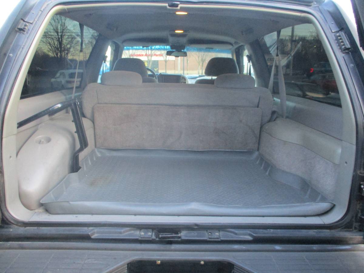 Chevrolet-tahoe-12-ton-nominal-1996-9