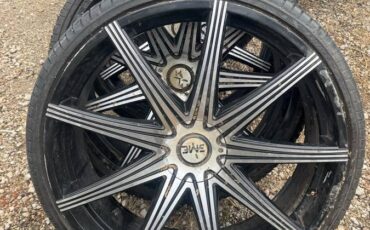 Chevrolet-tahoe-1995-black-1