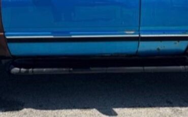 Chevrolet-tahoe-1995-black-4