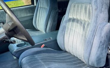 Chevrolet-tahoe-2-door-1992-white-13