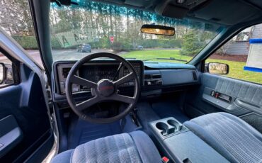 Chevrolet-tahoe-2-door-1992-white-15