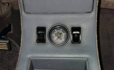 Chevrolet-town-sedan-1941-blue-13