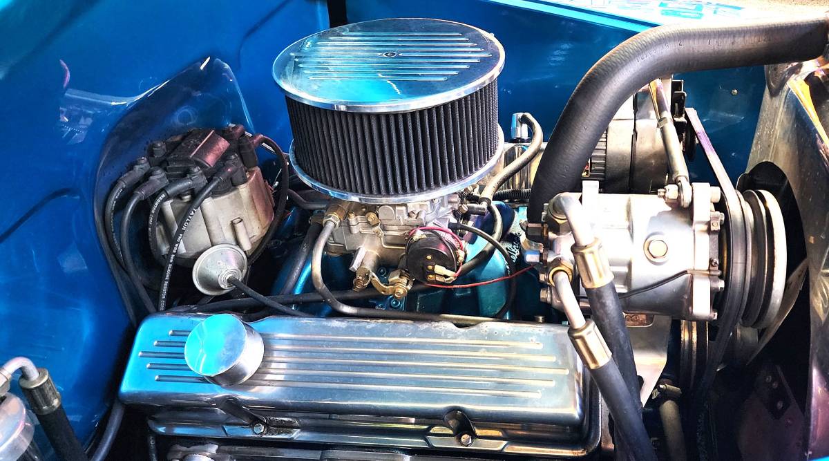 Chevrolet-town-sedan-1941-blue-14