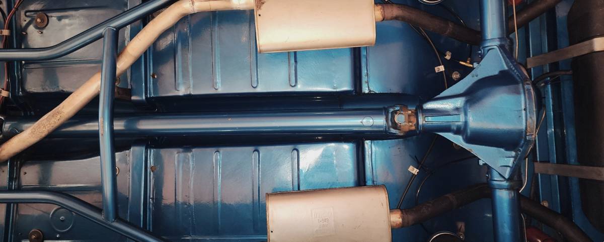 Chevrolet-town-sedan-1941-blue-17