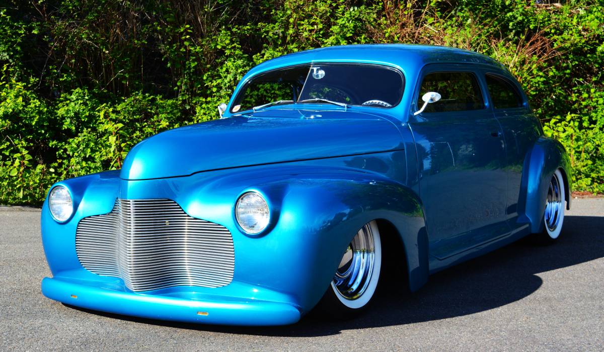 Chevrolet-town-sedan-1941-blue-6