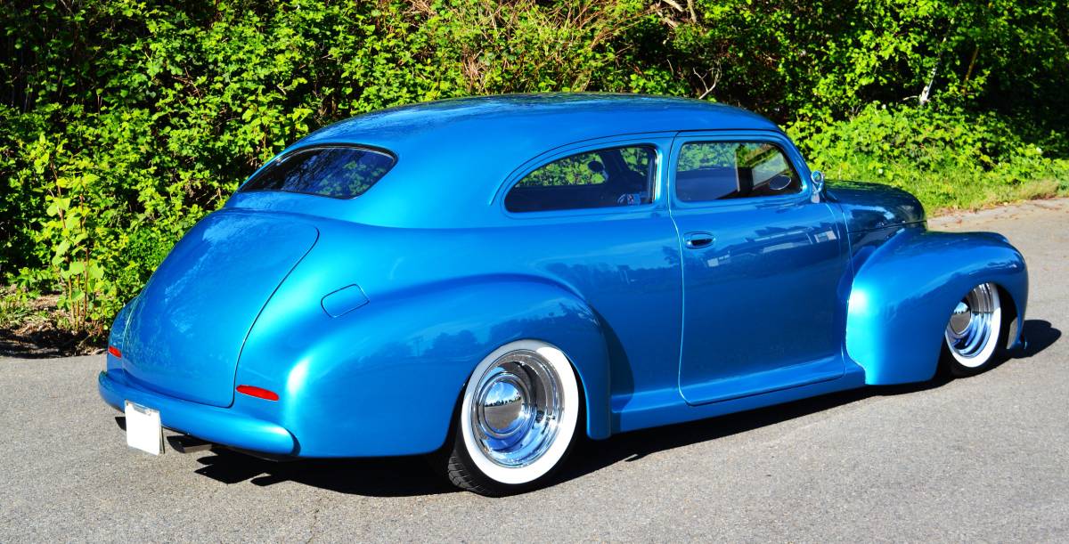 Chevrolet-town-sedan-1941-blue-7