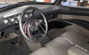 Chevrolet-town-sedan-1941-blue-9