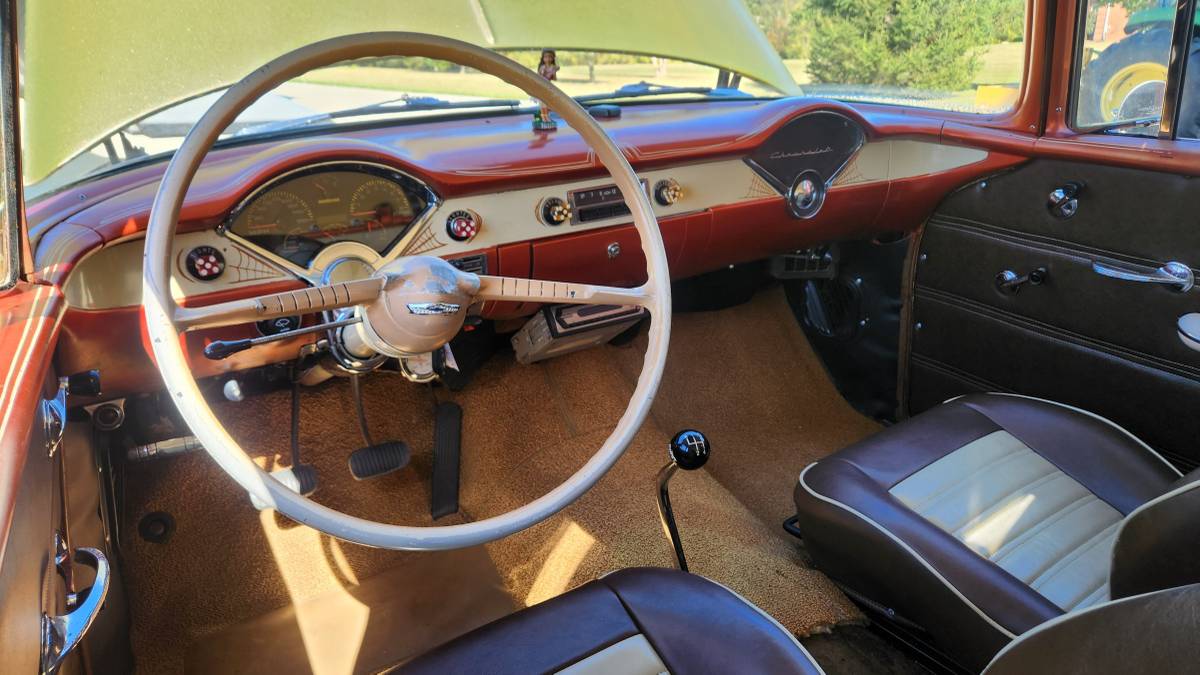 Chevrolet-townsman-1955-3