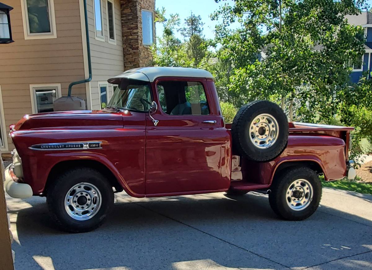 Chevrolet-truck-1959-custom-4