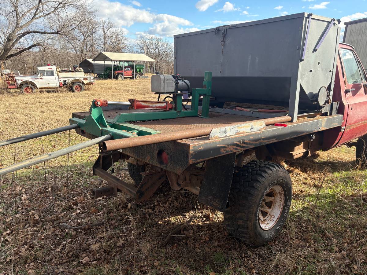 Chevrolet-v20-1987-2