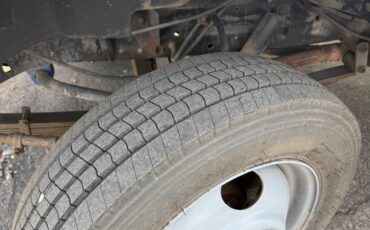 Chevrolet-van-30hd-1994-white-6