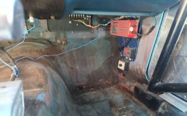 Chevrolet-vega-1971-orange-11