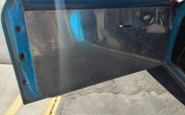 Chevrolet-vega-1971-orange-16