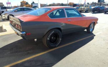 Chevrolet-vega-1971-orange-7