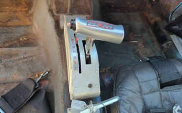 Chevrolet-vega-1971-orange-9