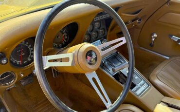 Chevrolett-corvette-stingray-1969-custom-11