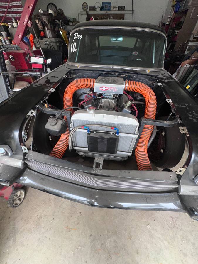 Chevy-150-black-widow-clone-1957-13