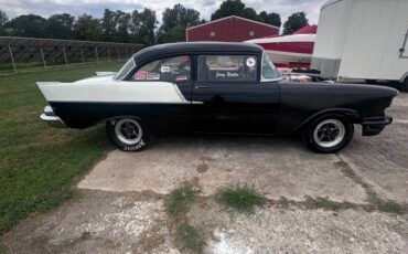 Chevy-150-black-widow-clone.-1957-7