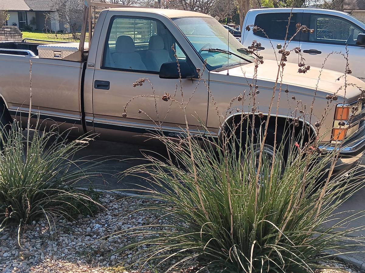 Chevy-1500-1989-4