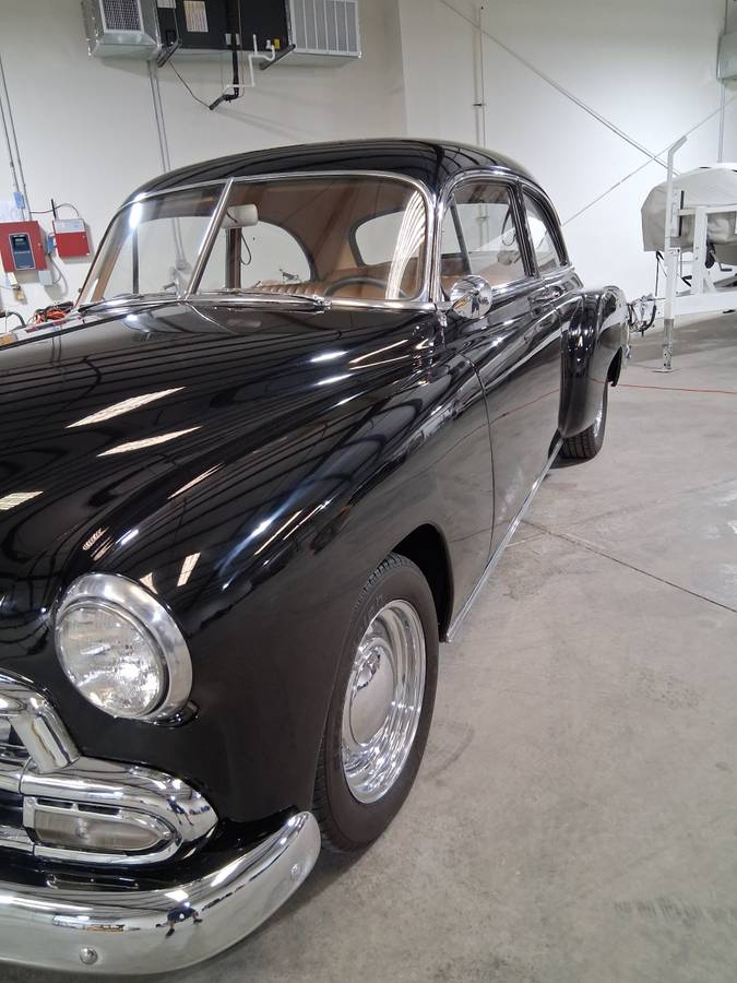 Chevy-1952-black-9