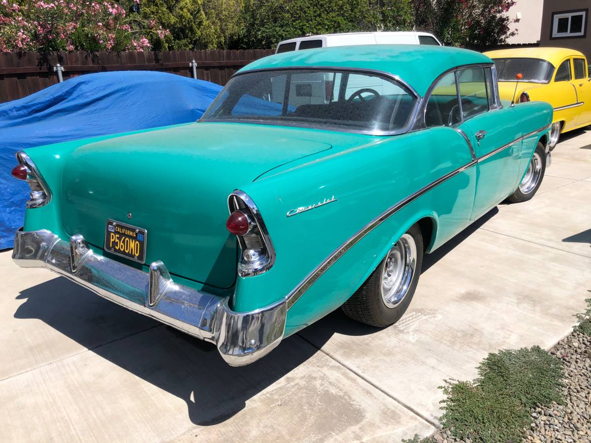 Chevy-210-1966-green-10