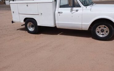Chevy-2500-1969-white-1