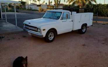 Chevy-2500-1969-white-4