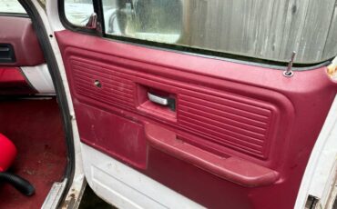 Chevy-2500-1979-white-2