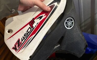 Chevy-2500-1979-white