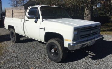 Chevy-30-4x4-1985-white-1
