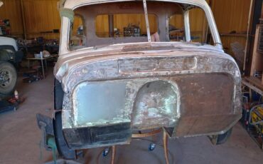 Chevy-3100-1949-white-10