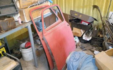 Chevy-3100-1949-white-17