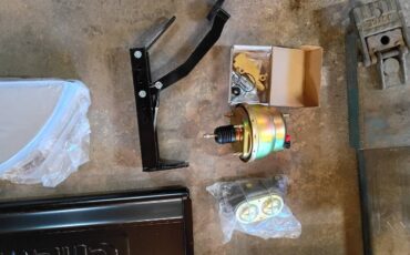 Chevy-3100-1949-white-19