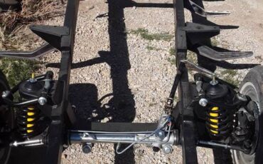 Chevy-3100-1949-white-2