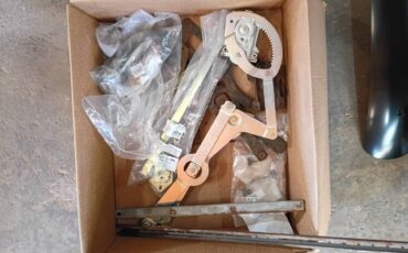 Chevy-3100-1949-white-4