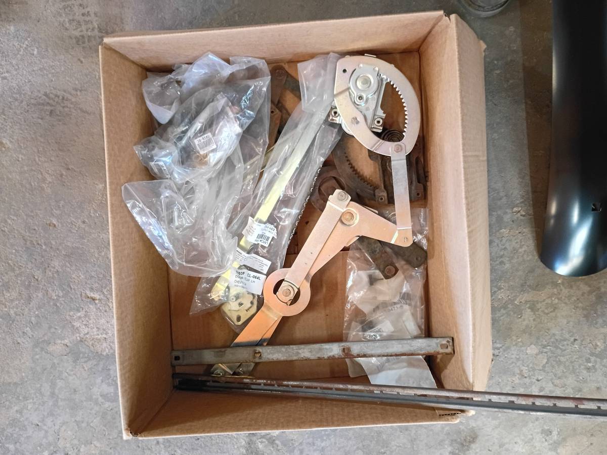 Chevy-3100-1949-white-4