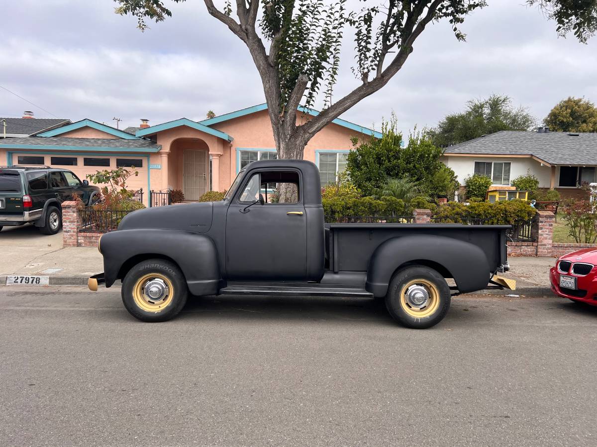 Chevy-3100-pickup-1952-black-2