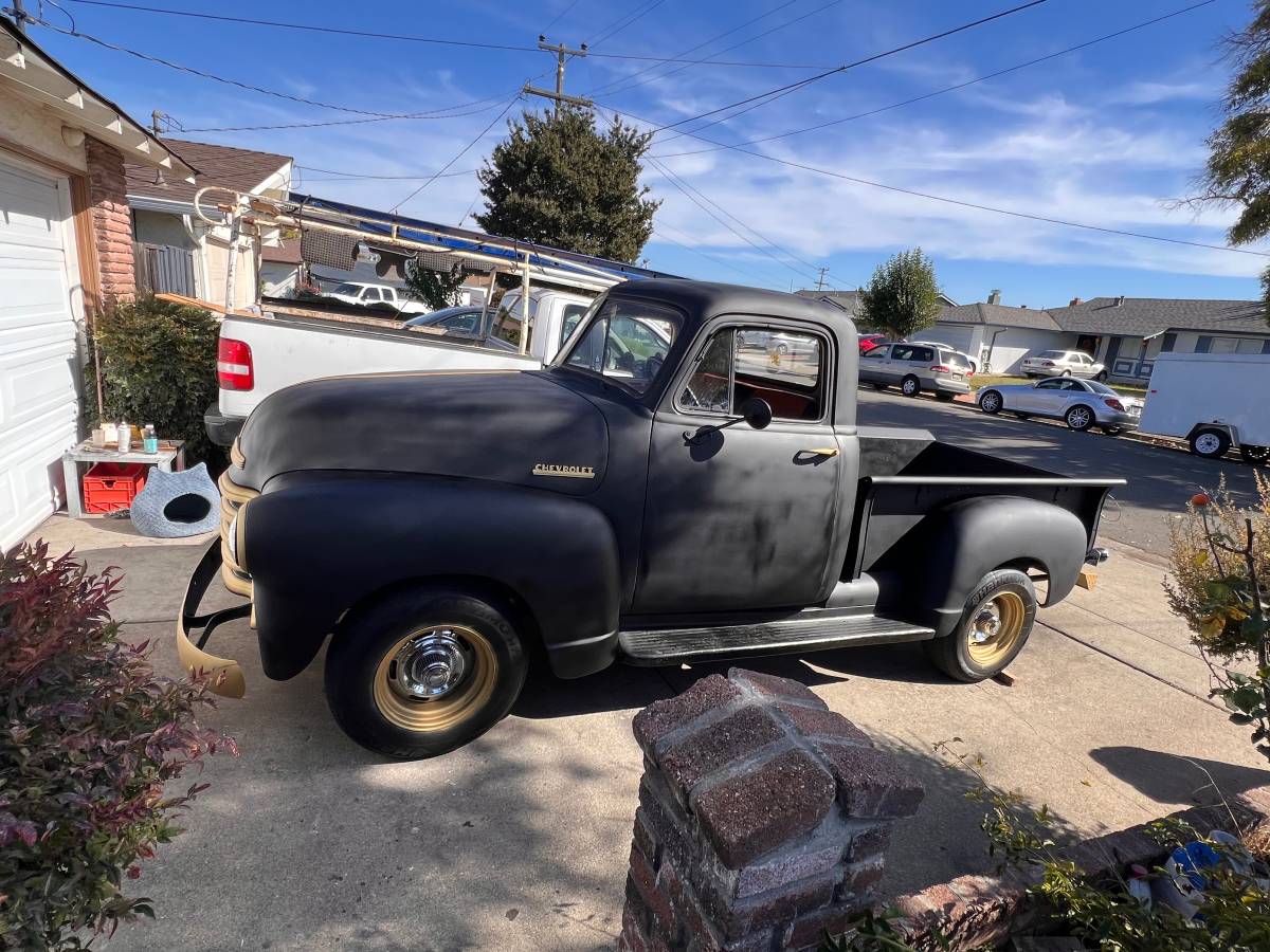 Chevy-3100-pickup-1952-black-3