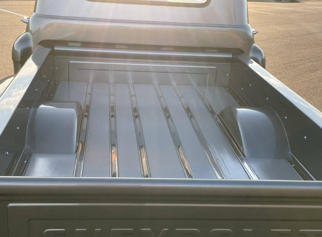 Chevy-3100-pickup-1956-5